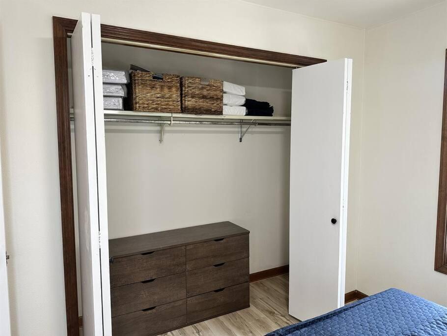Capital Suite On 6Th Street - King Bed / Downtown! Springfield Bagian luar foto